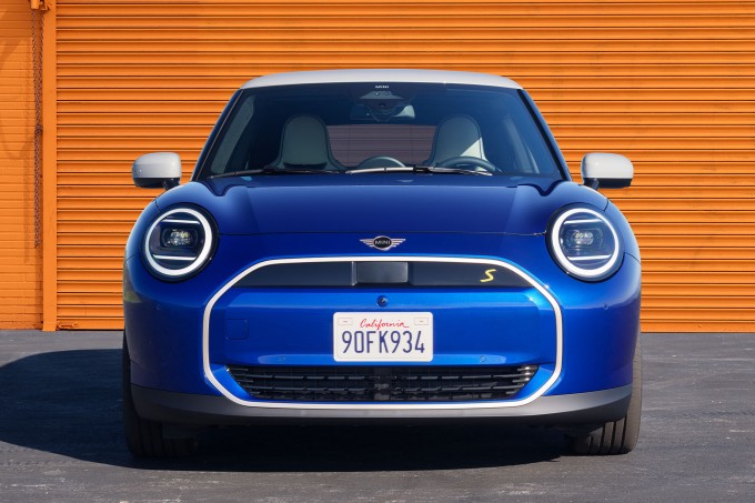 Extérieur de la Nouvelle MINI Electric