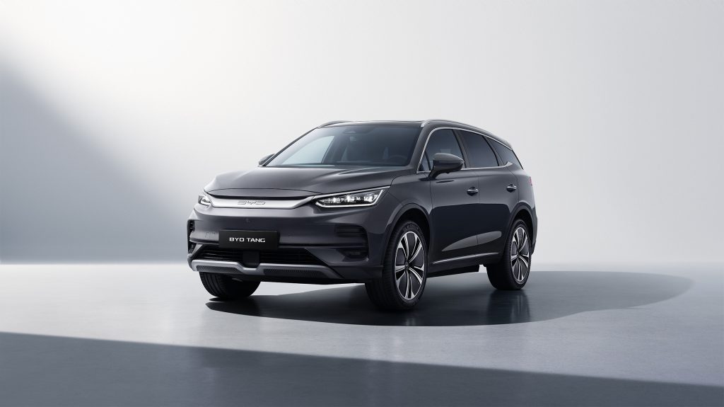 3/4 avant BYD TANG 2024
