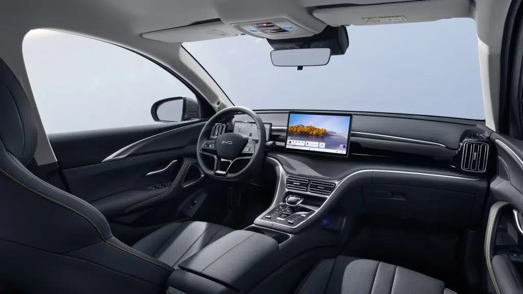 Intérieur avant SEALION 5 DM-i