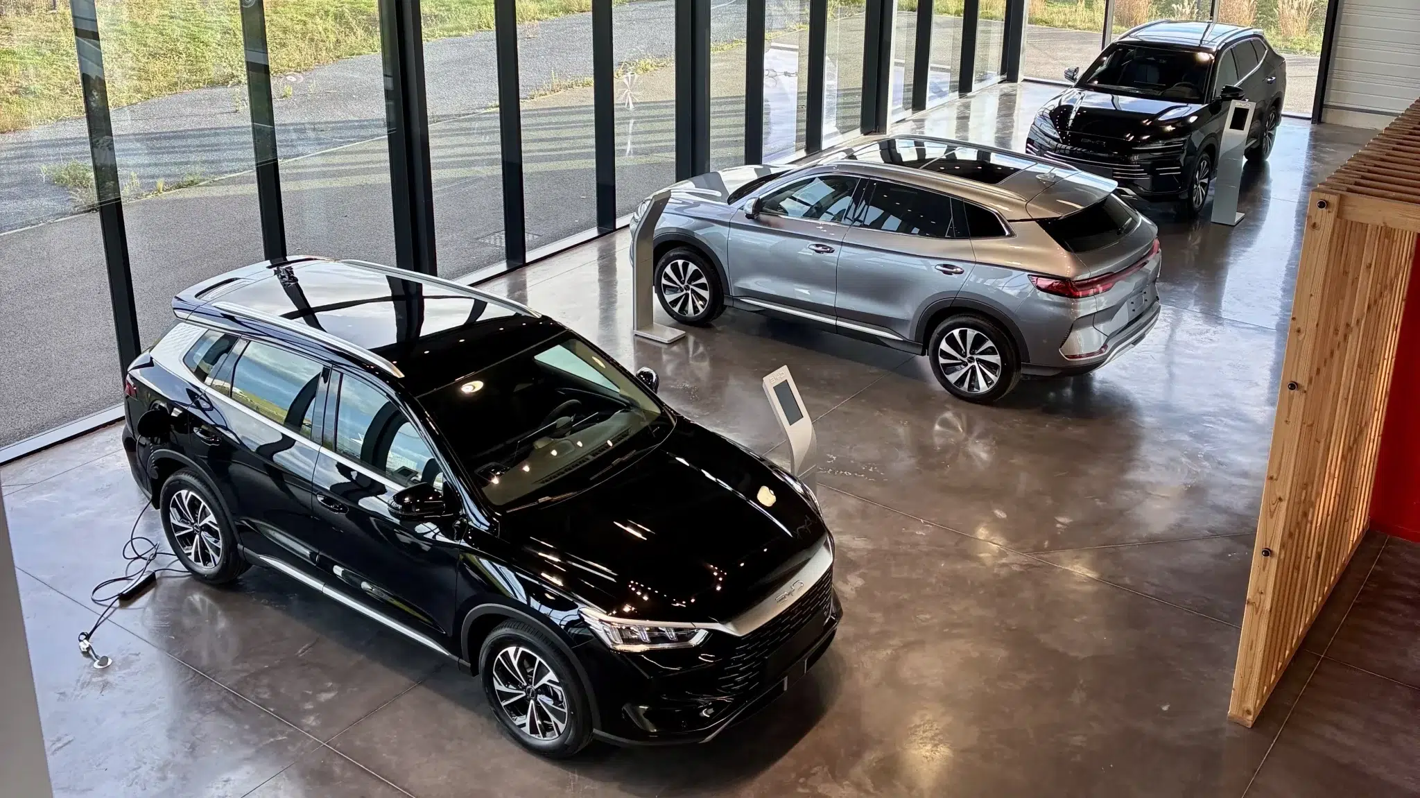 Intérieur concession BYD AMIENS