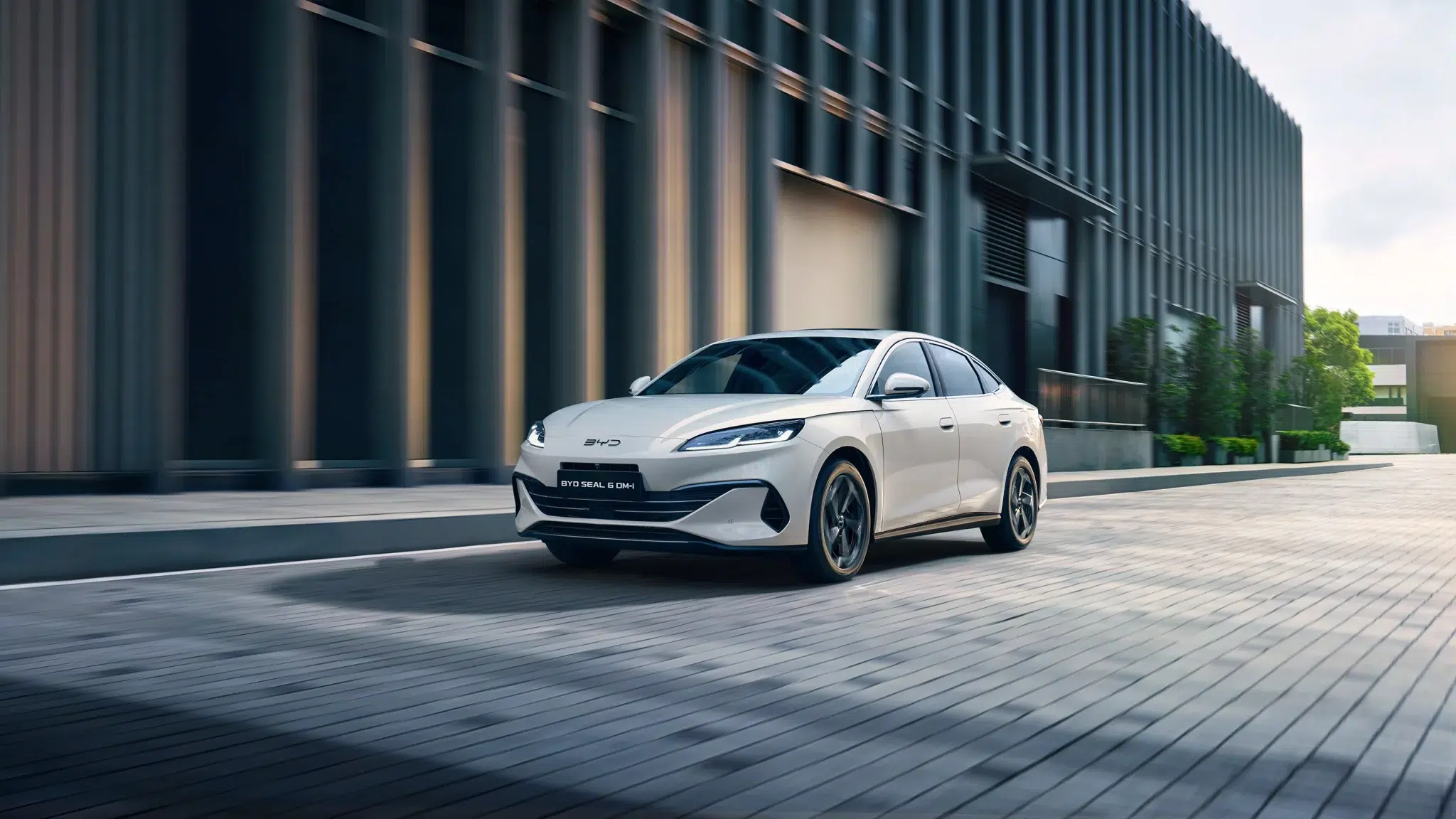 BYD SEAL 6 DM-i - portes ouvertes