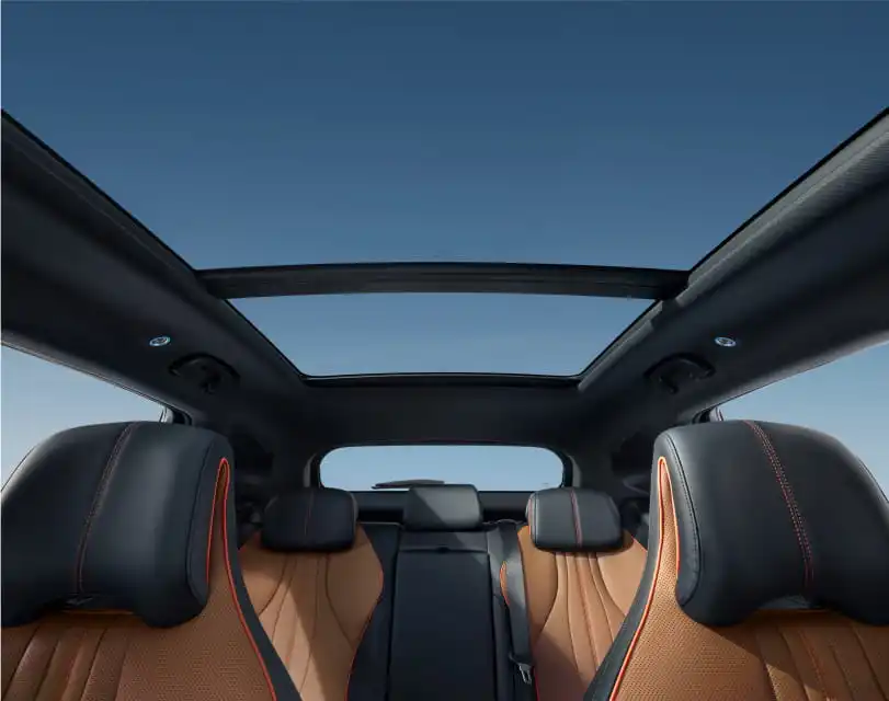 Intérieur BYD Seal U DM-i  Toit panoramique