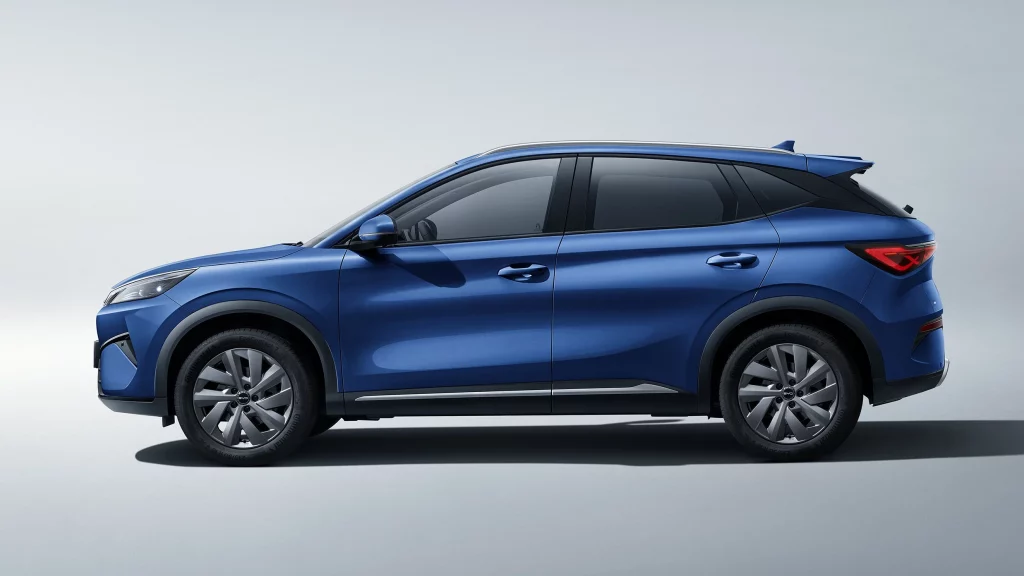 Vue latérale BYD ATTO 3 EVO